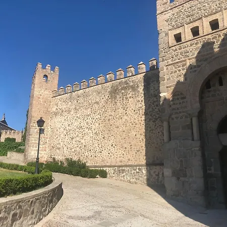 Plaza Adarve Toledo Apartamento Exterior foto